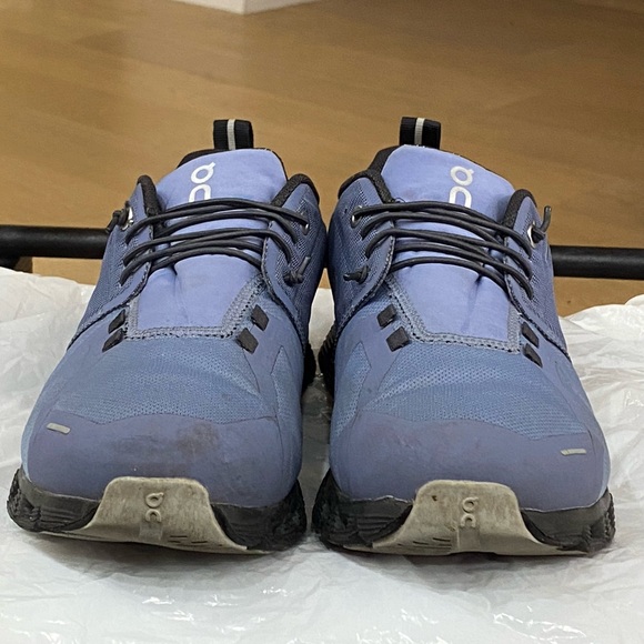 On Cloud Sneakers Running Waterproof shoes with the box Laces Not Included Gift - Picture 4 of 10